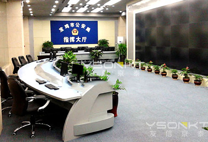 監控操作臺拼接安裝有什么好處?